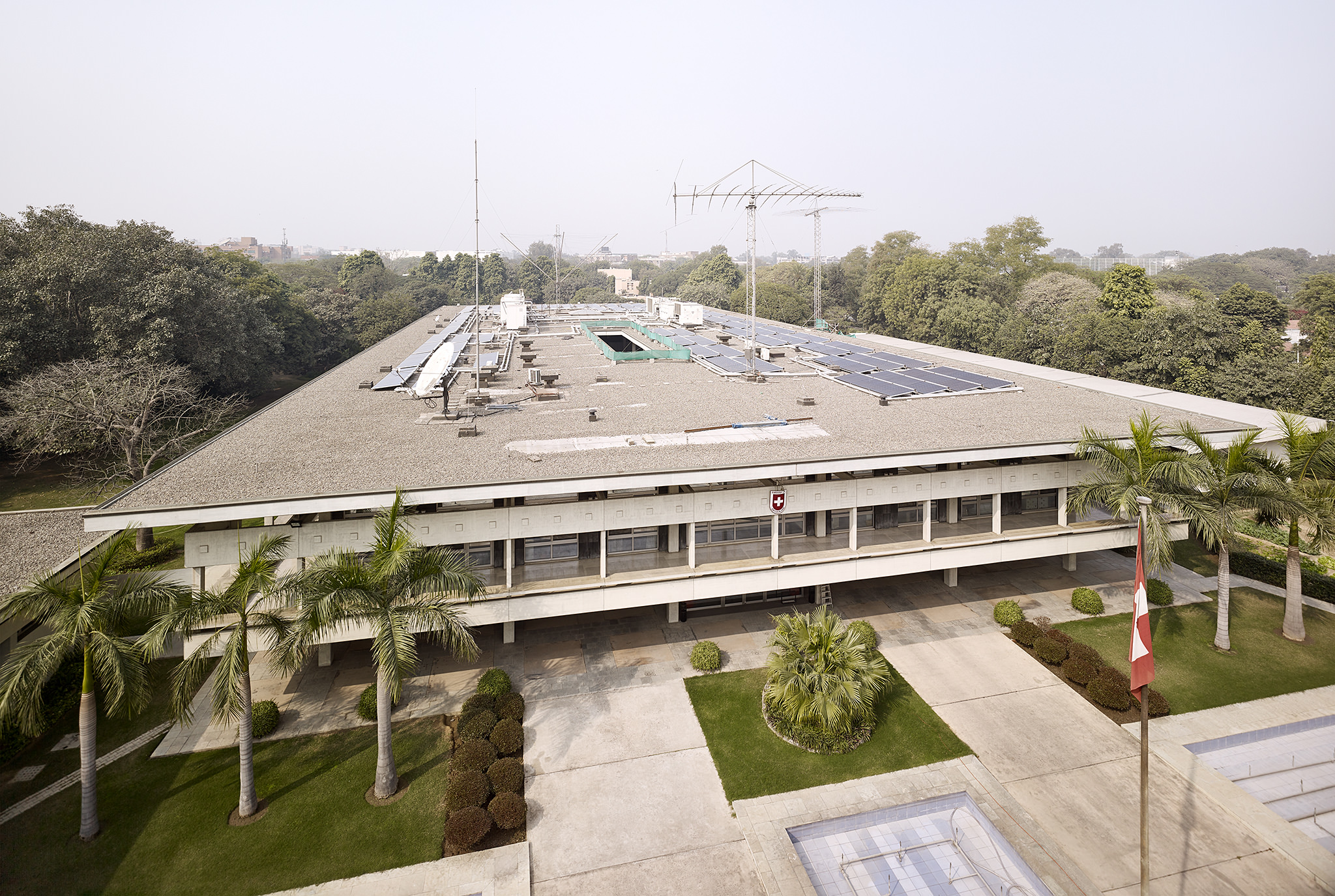 Swiss Embassy New Delhi, Documentation Auxiliary Buildings + Solar System